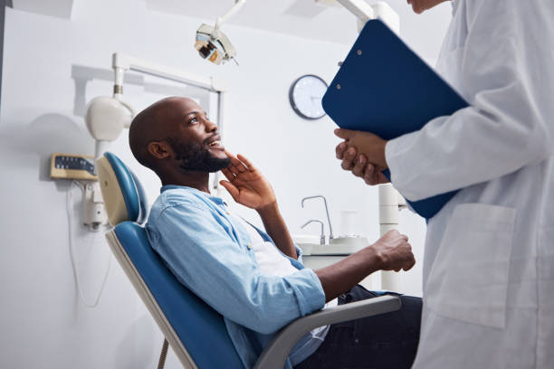 Best Emergency Denture Repair in Runaway Bay, TX